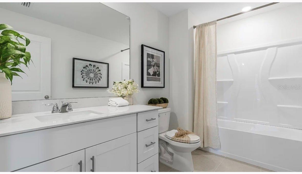 AURORA - Residential Lease