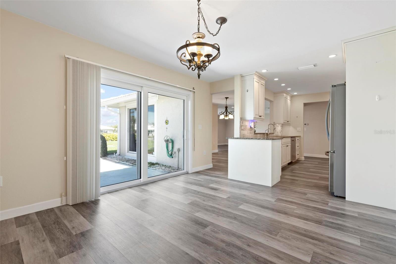 VILLAGE GREEN OF BRADENTON SEC 10 - Residential