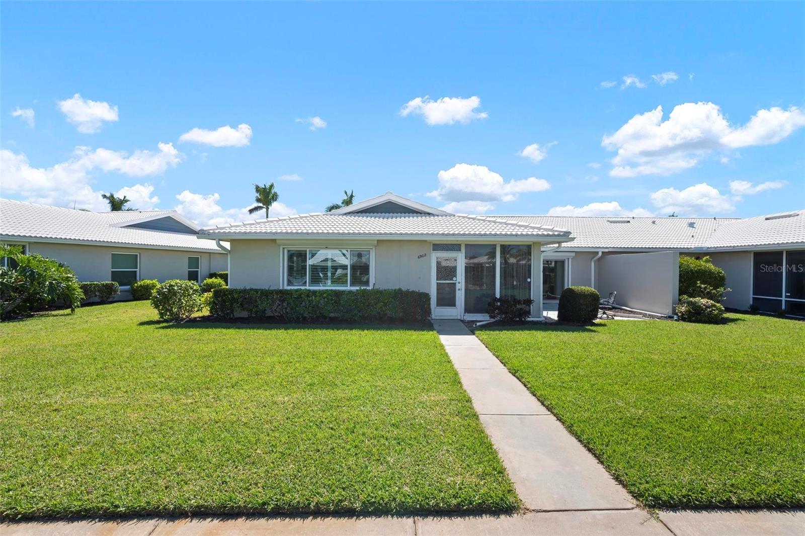 VILLAGE GREEN OF BRADENTON SEC 10 - Residential