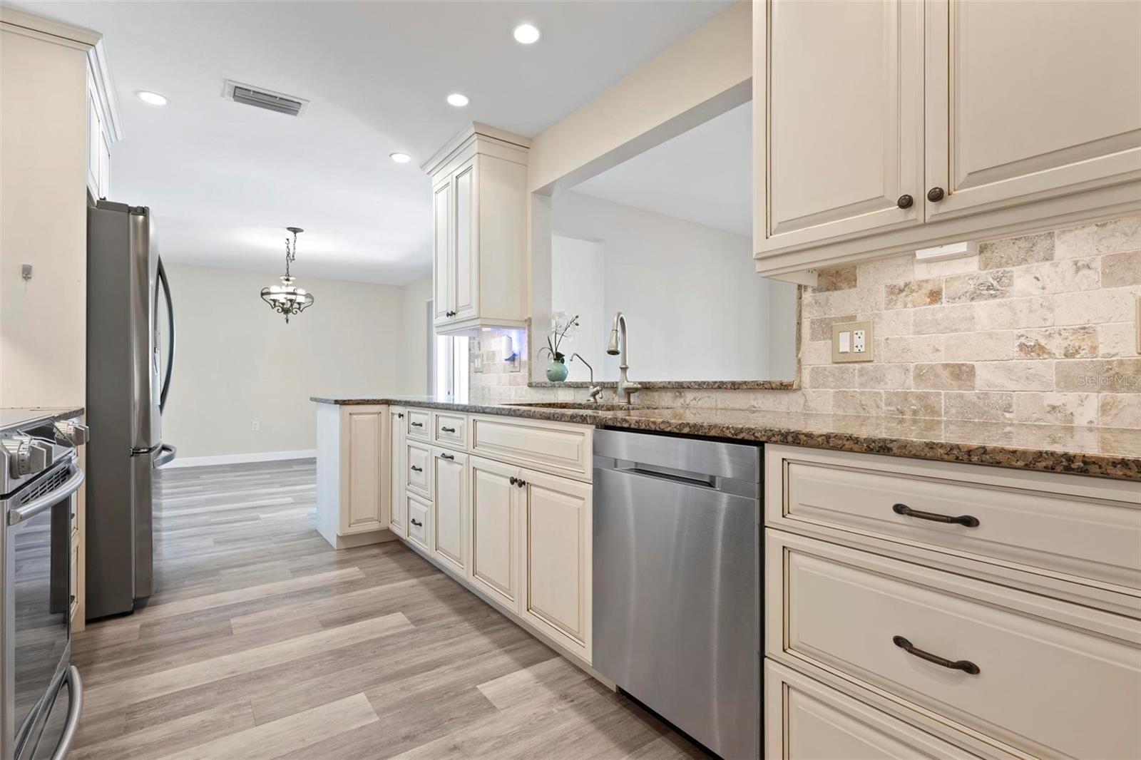 VILLAGE GREEN OF BRADENTON SEC 10 - Residential