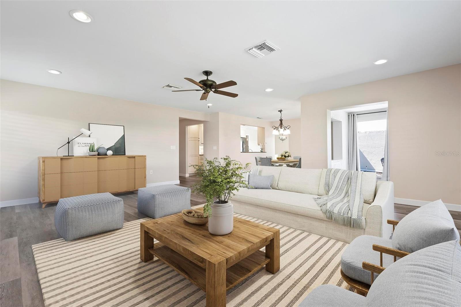 VILLAGE GREEN OF BRADENTON SEC 10 - Residential