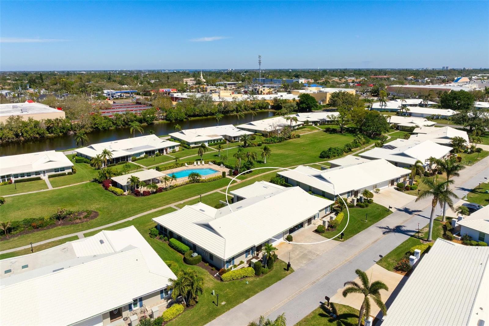 VILLAGE GREEN OF BRADENTON SEC 10 - Residential