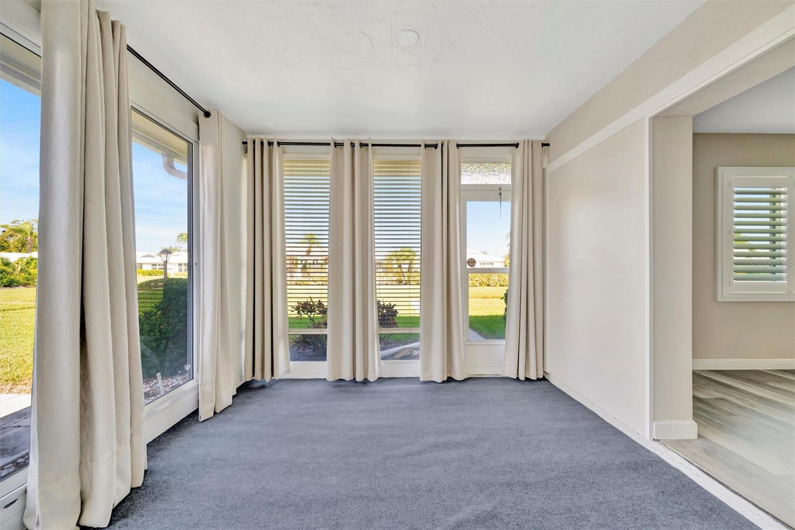 VILLAGE GREEN OF BRADENTON SEC 10 - Residential