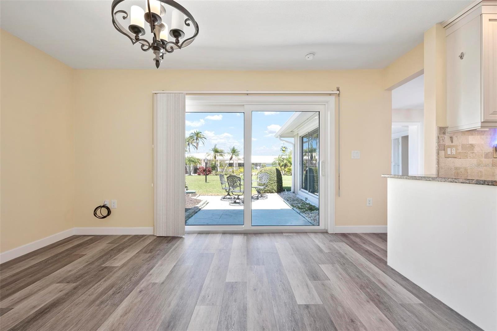 VILLAGE GREEN OF BRADENTON SEC 10 - Residential