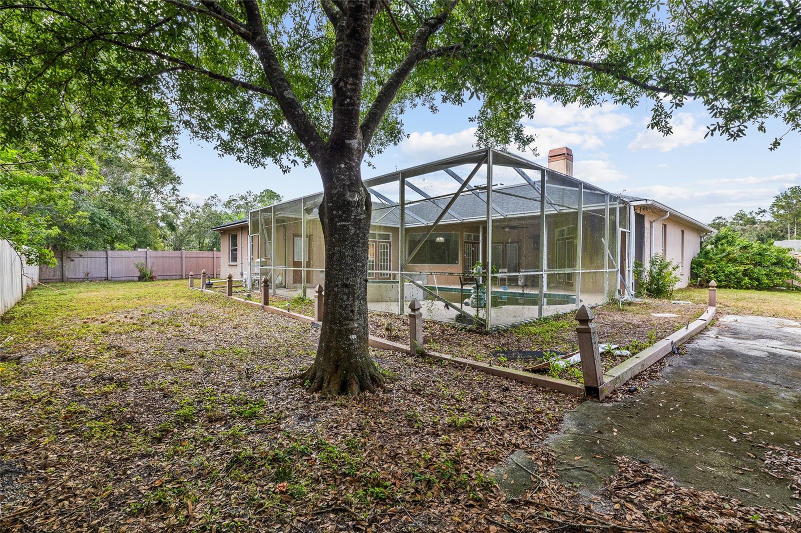 LAKE PADGETT PINES UNREC SUB - Residential