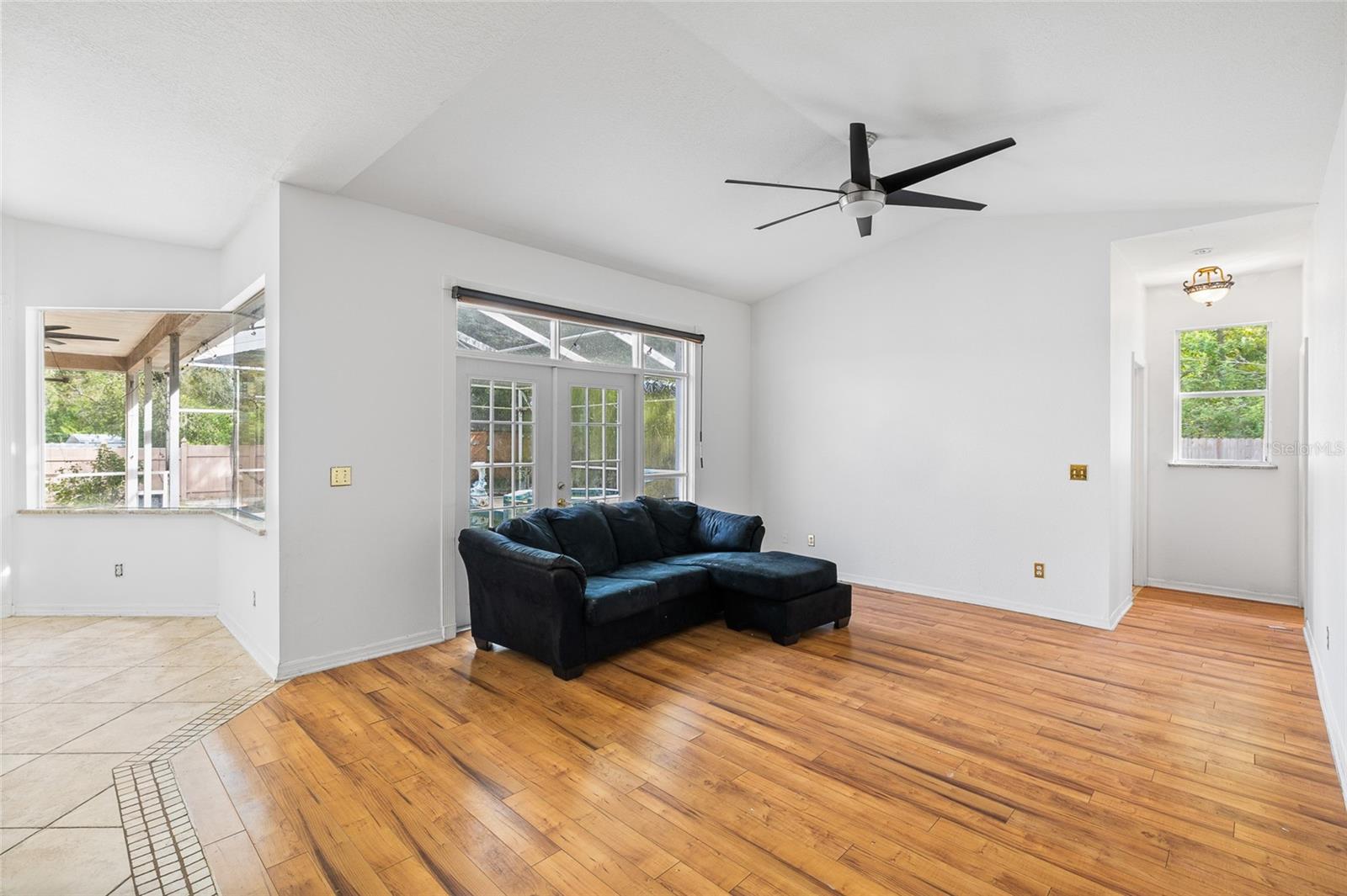 LAKE PADGETT PINES UNREC SUB - Residential