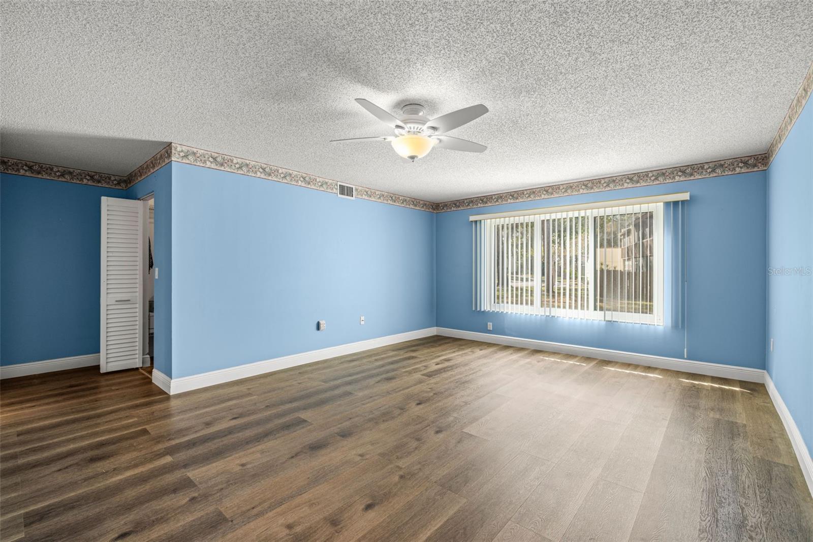 FORESTBROOK V CONDO - Residential