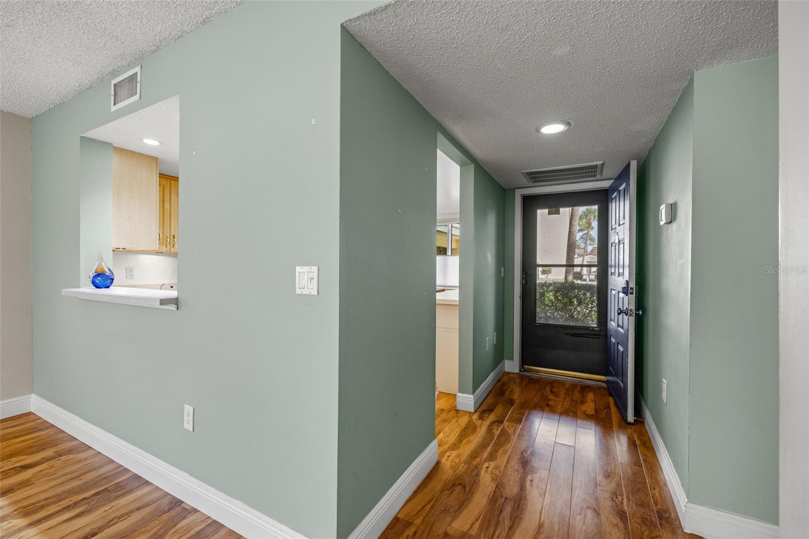 FORESTBROOK V CONDO - Residential