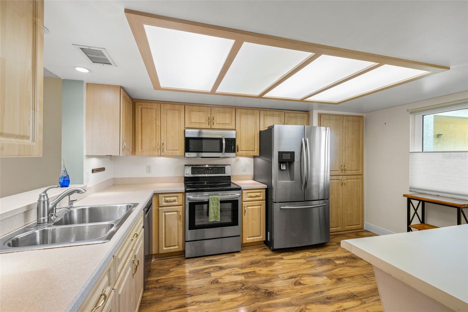 FORESTBROOK V CONDO - Residential