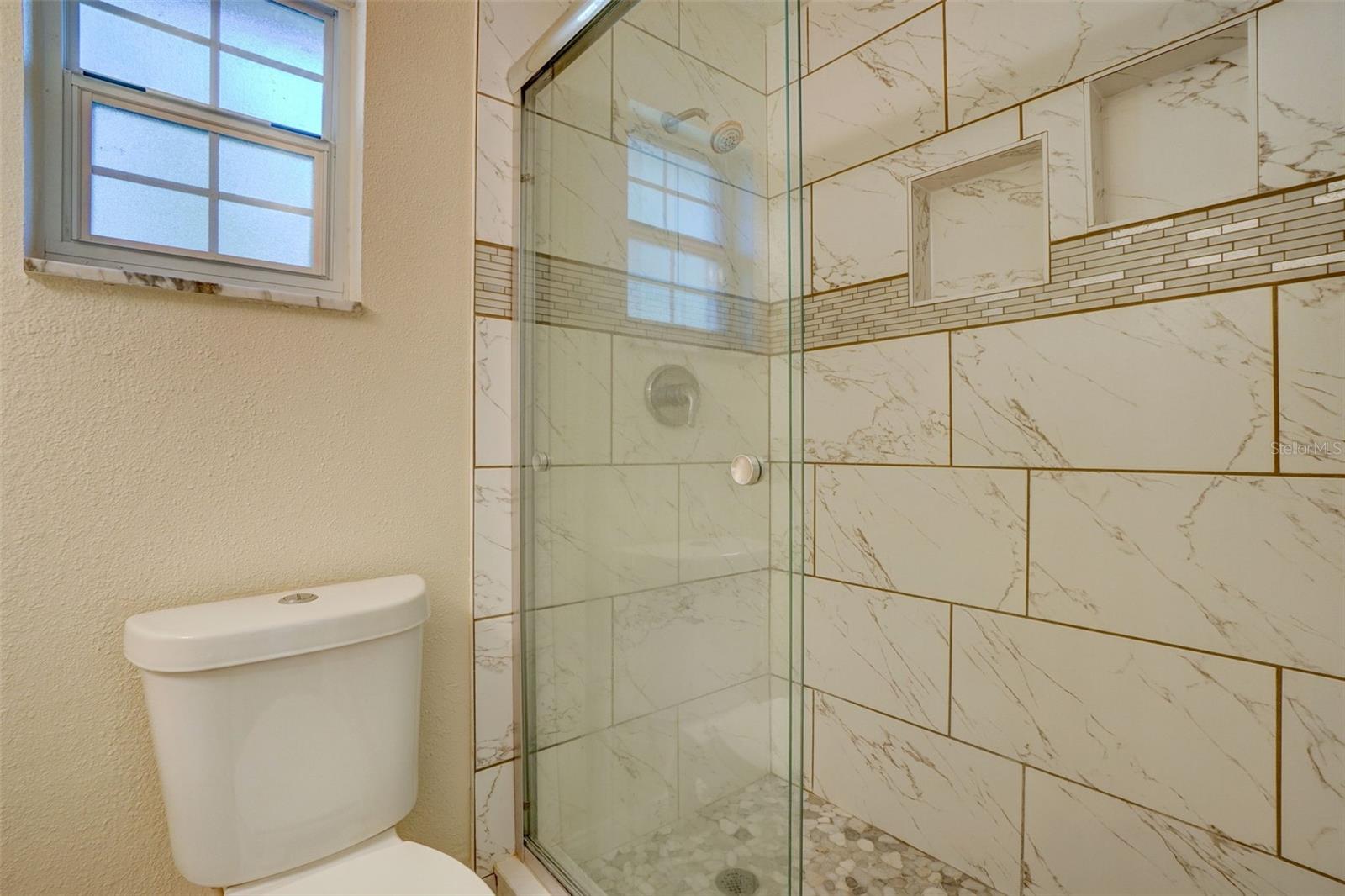 COLONY COVE - Residential