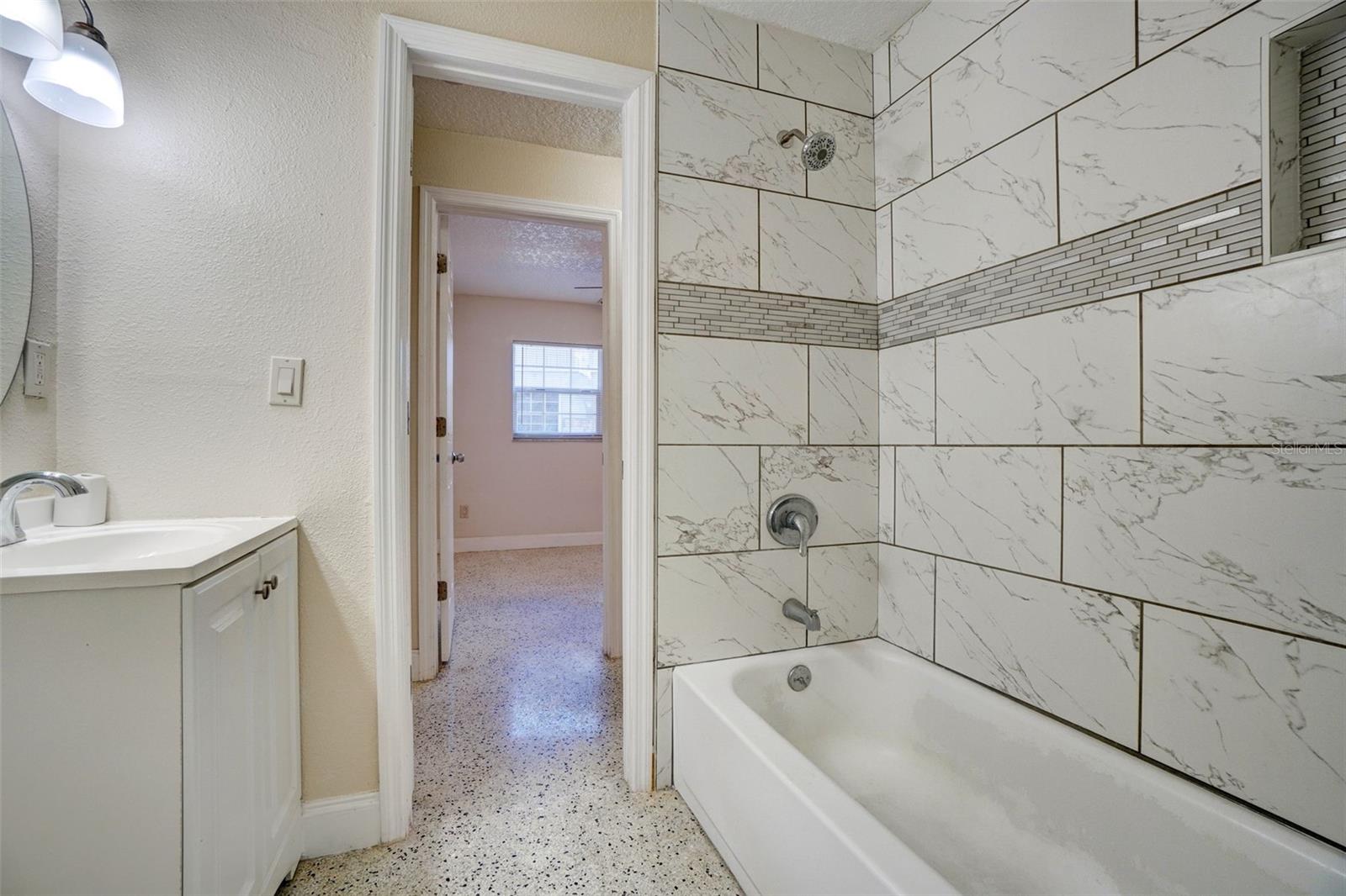 COLONY COVE - Residential