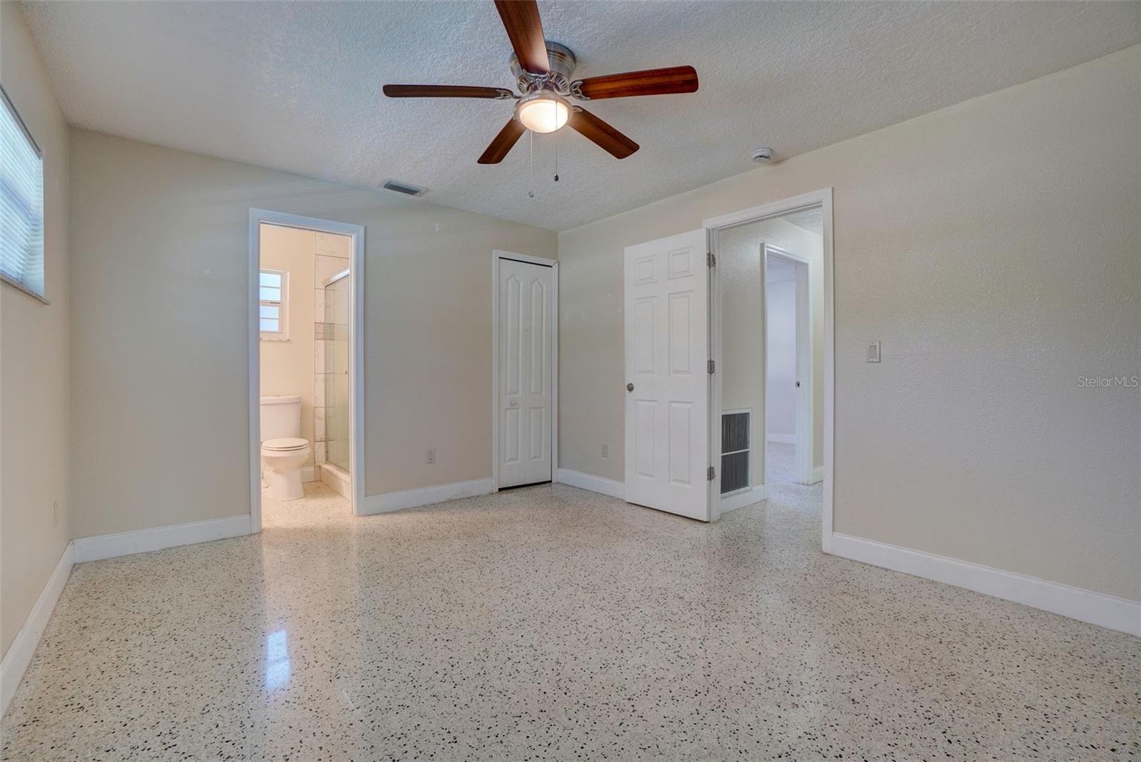 COLONY COVE - Residential