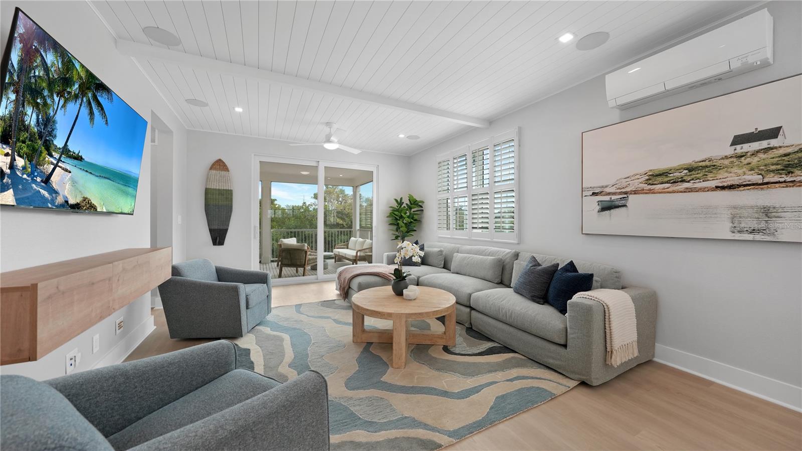 HUNTERS POINT - Residential