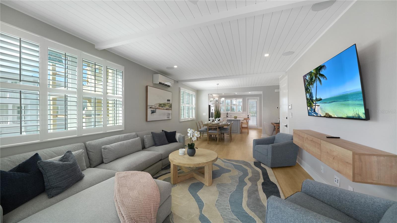 HUNTERS POINT - Residential