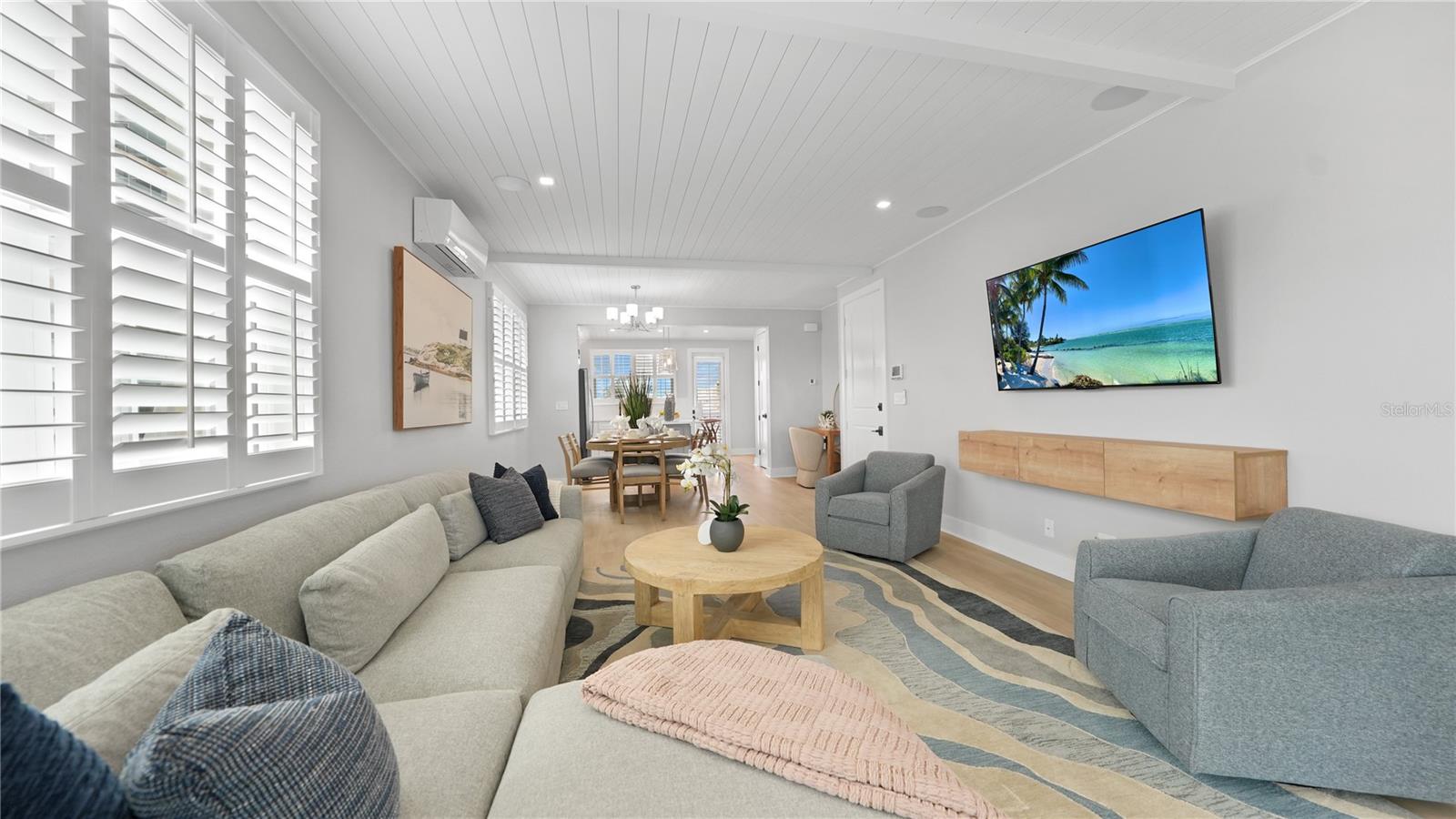 HUNTERS POINT - Residential