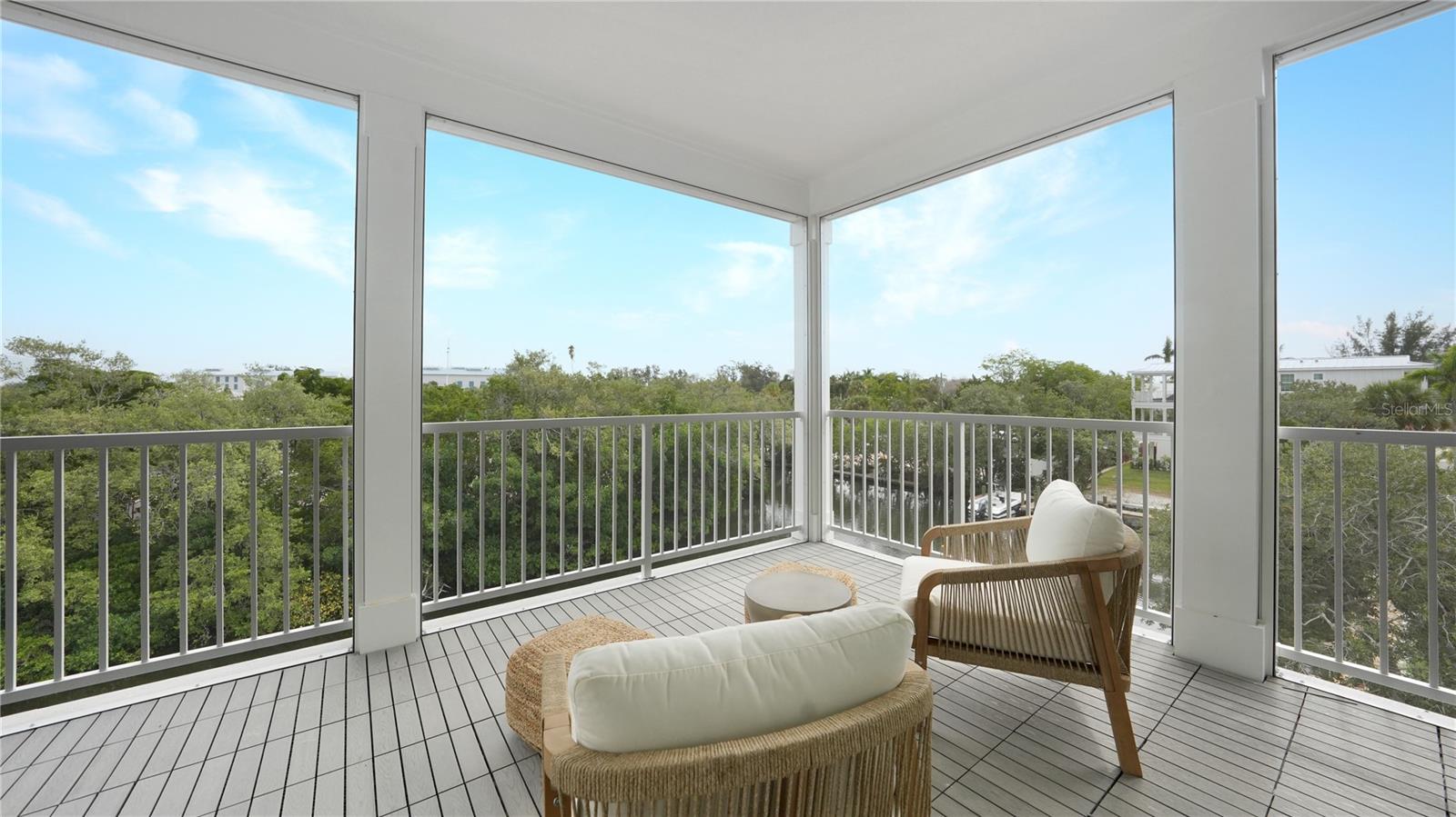 HUNTERS POINT - Residential