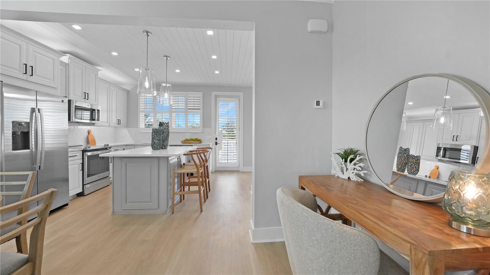 HUNTERS POINT - Residential