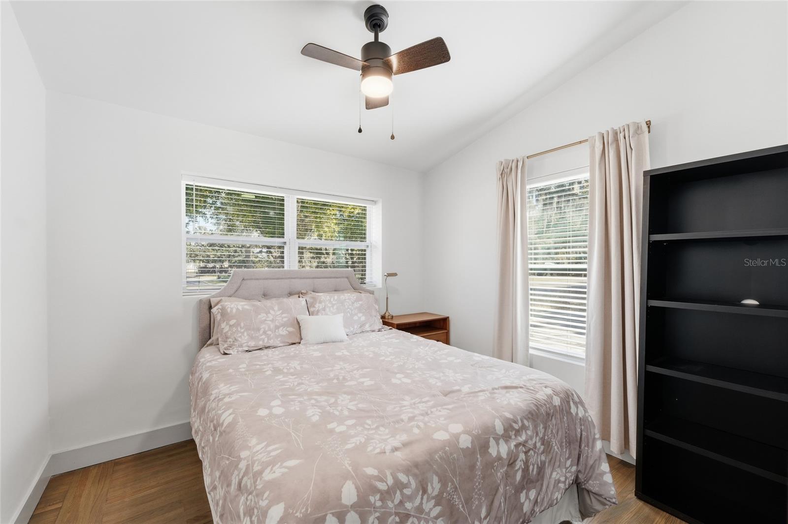 PINE CREST - Residential