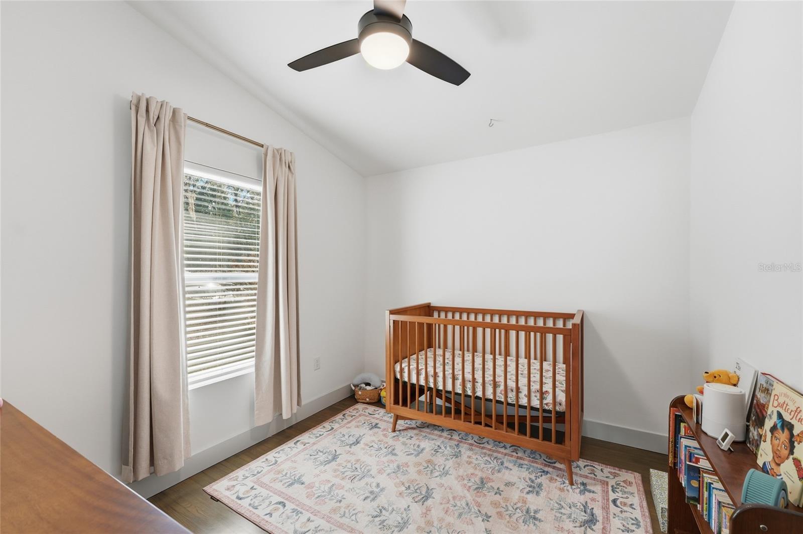 PINE CREST - Residential