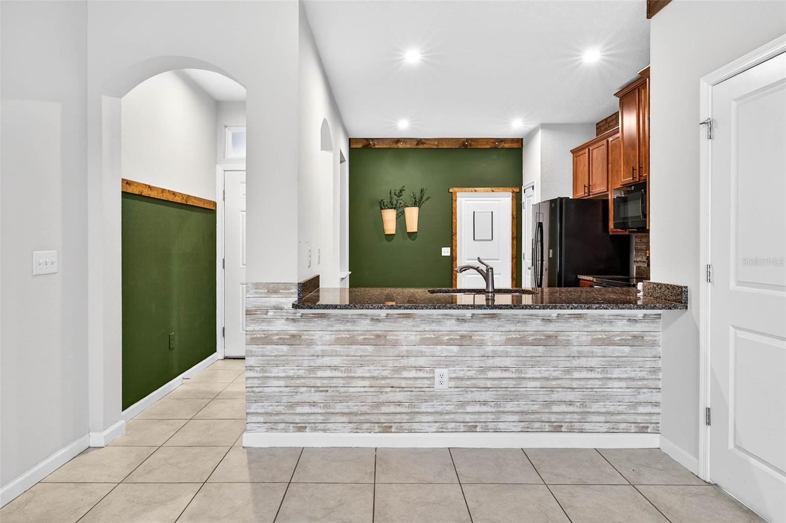 TIMBERS/WILLIAMS LNDG TWNHMS - Residential