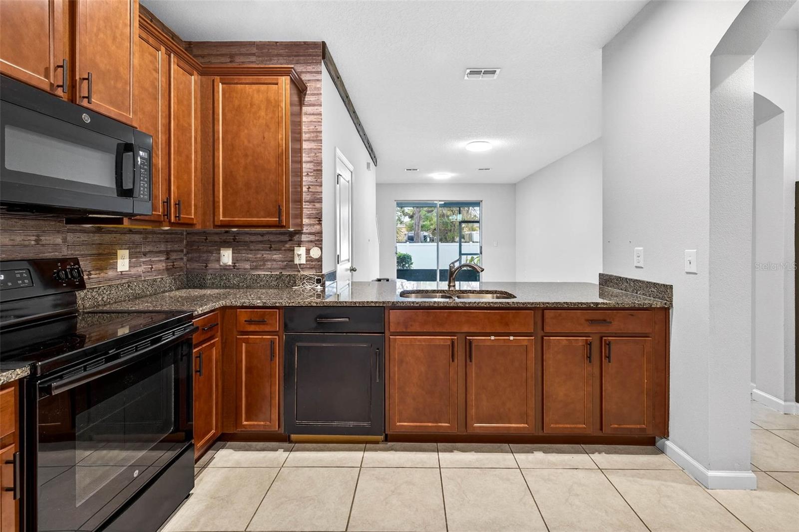 2140 LACEFLOWER DRIVE