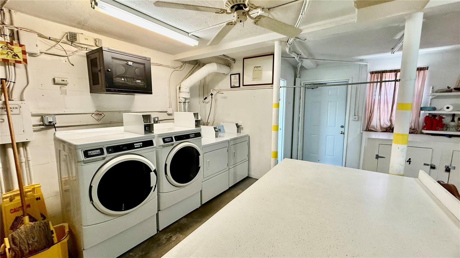 GOLDEN FLAMINGO APTS CONDO - Residential