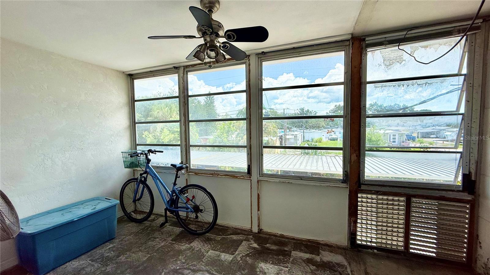 GOLDEN FLAMINGO APTS CONDO - Residential