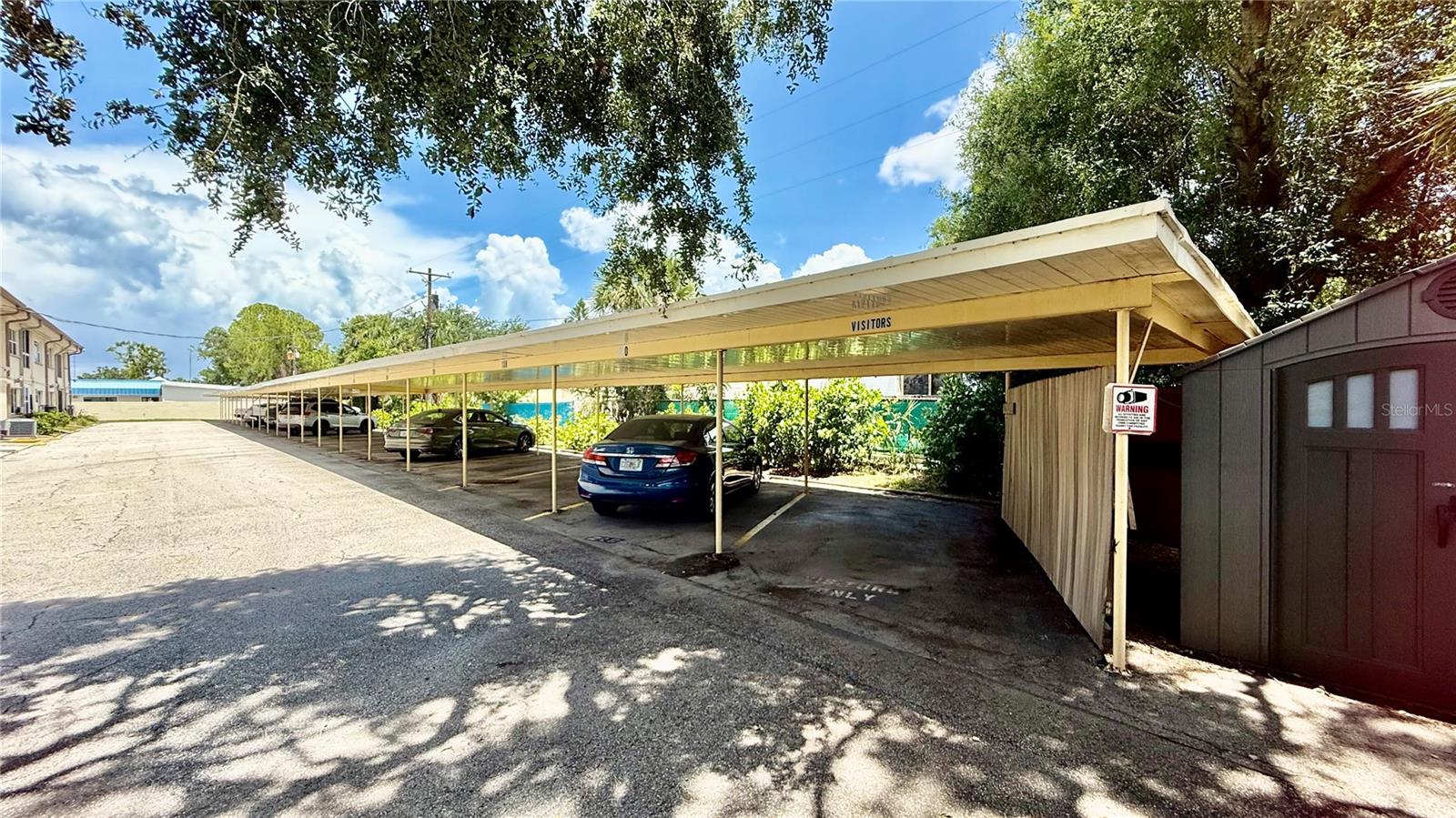 GOLDEN FLAMINGO APTS CONDO - Residential