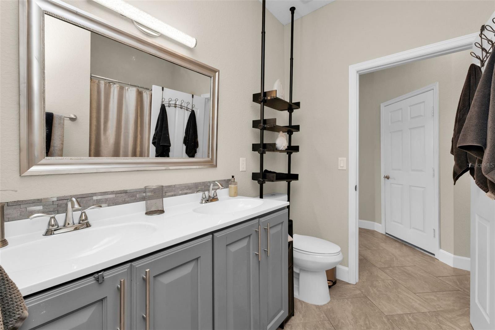 PUNTA GORDA ISLES 16 - Residential