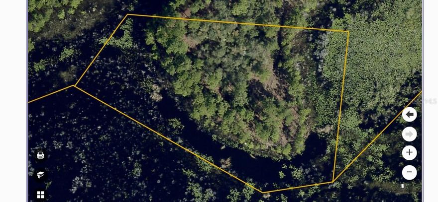 LAKEFRONT 2.5 acres.  Very private.  EXCELLENT fishing lake.  Close to restaurants, schools, shopping, entertainment and more...yet secluded.  Call today!