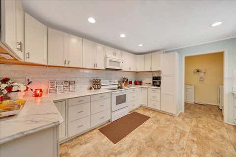 Tiny photo for 66 S Desoto Street, Beverly Hills, FL 34465 (MLS # OM729627)