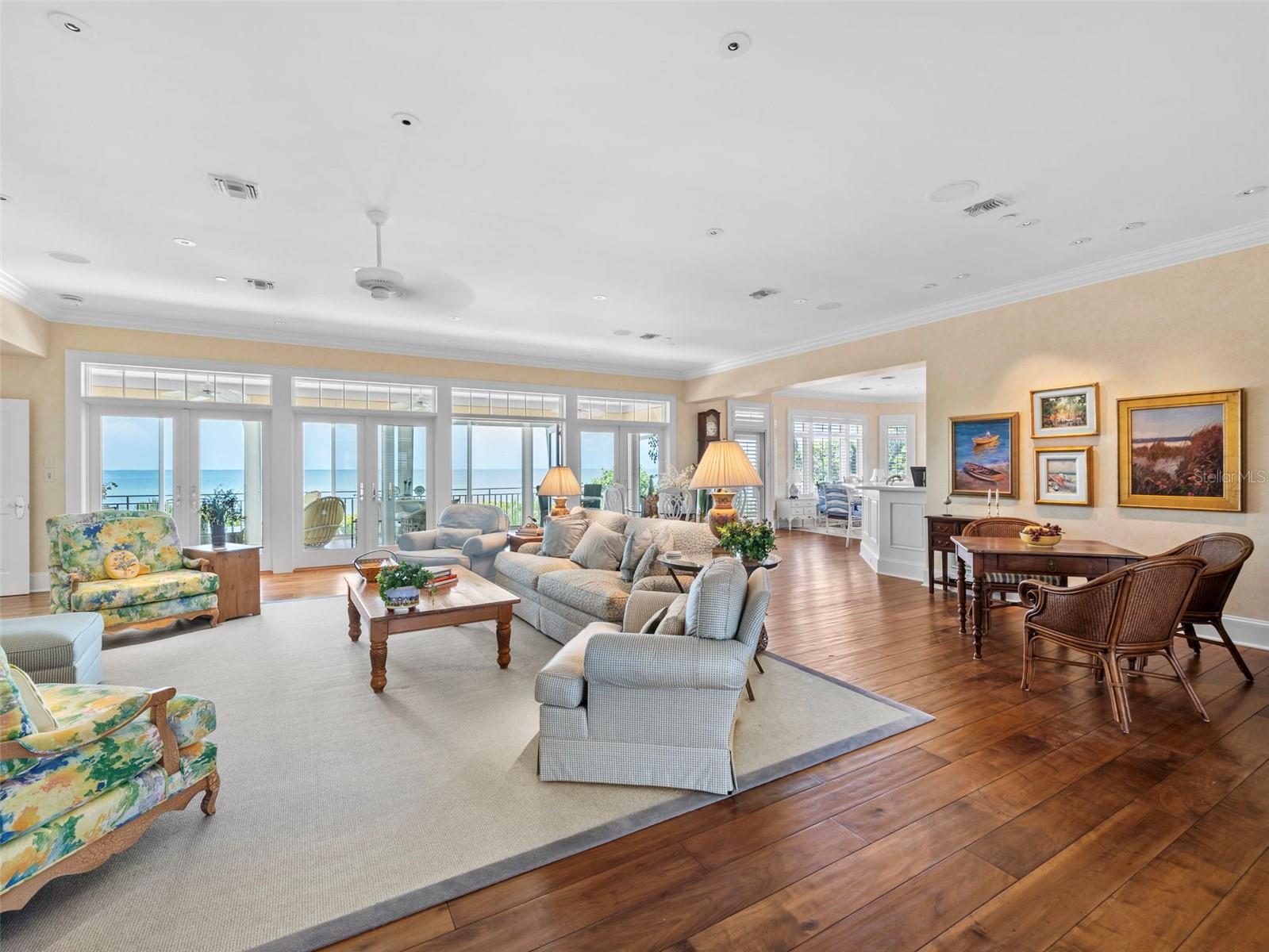 ACREAGE & UNREC - Residential