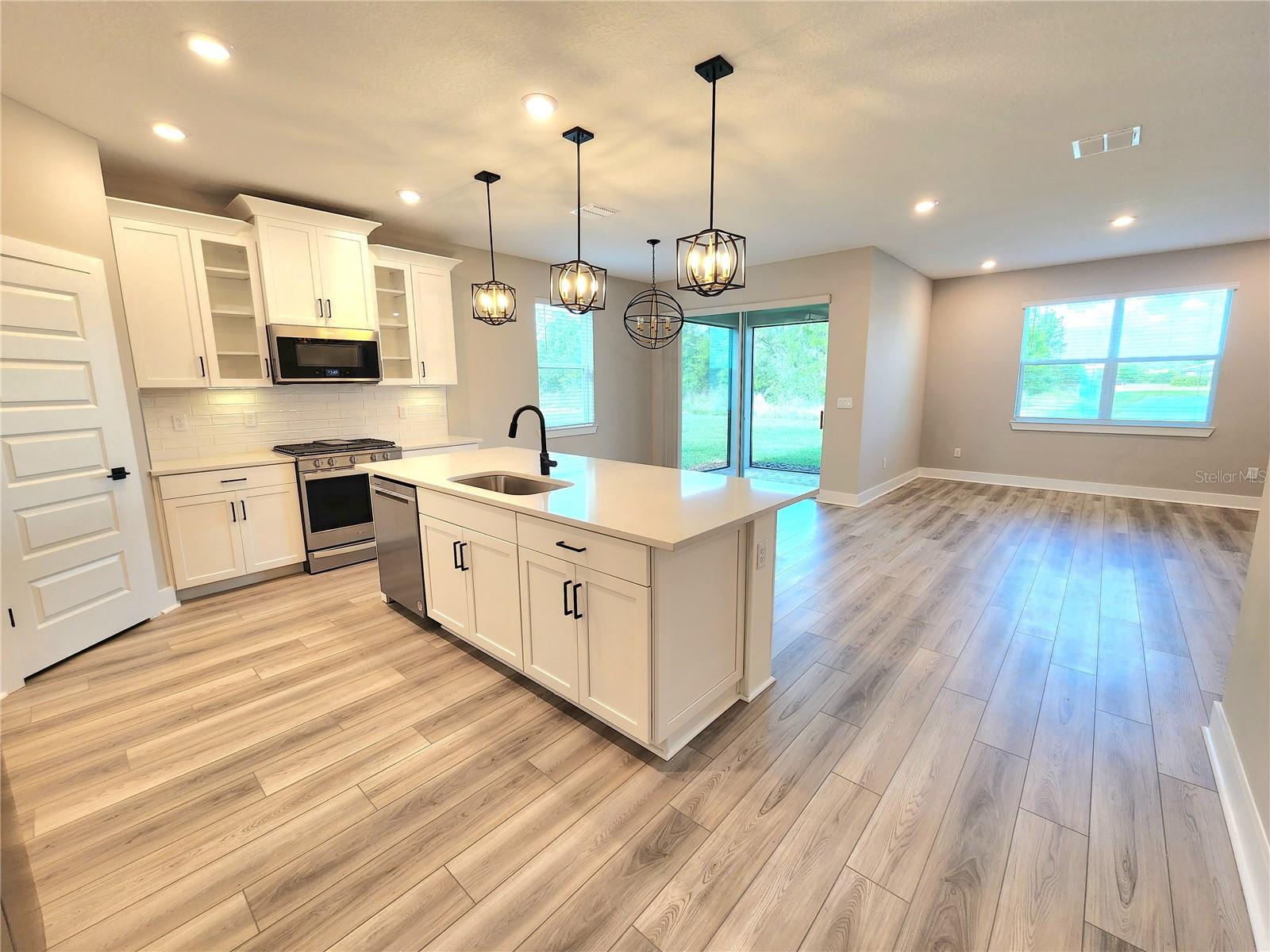 SAVANNA/LAKEWOOD RANCH PH IV - Residential Lease