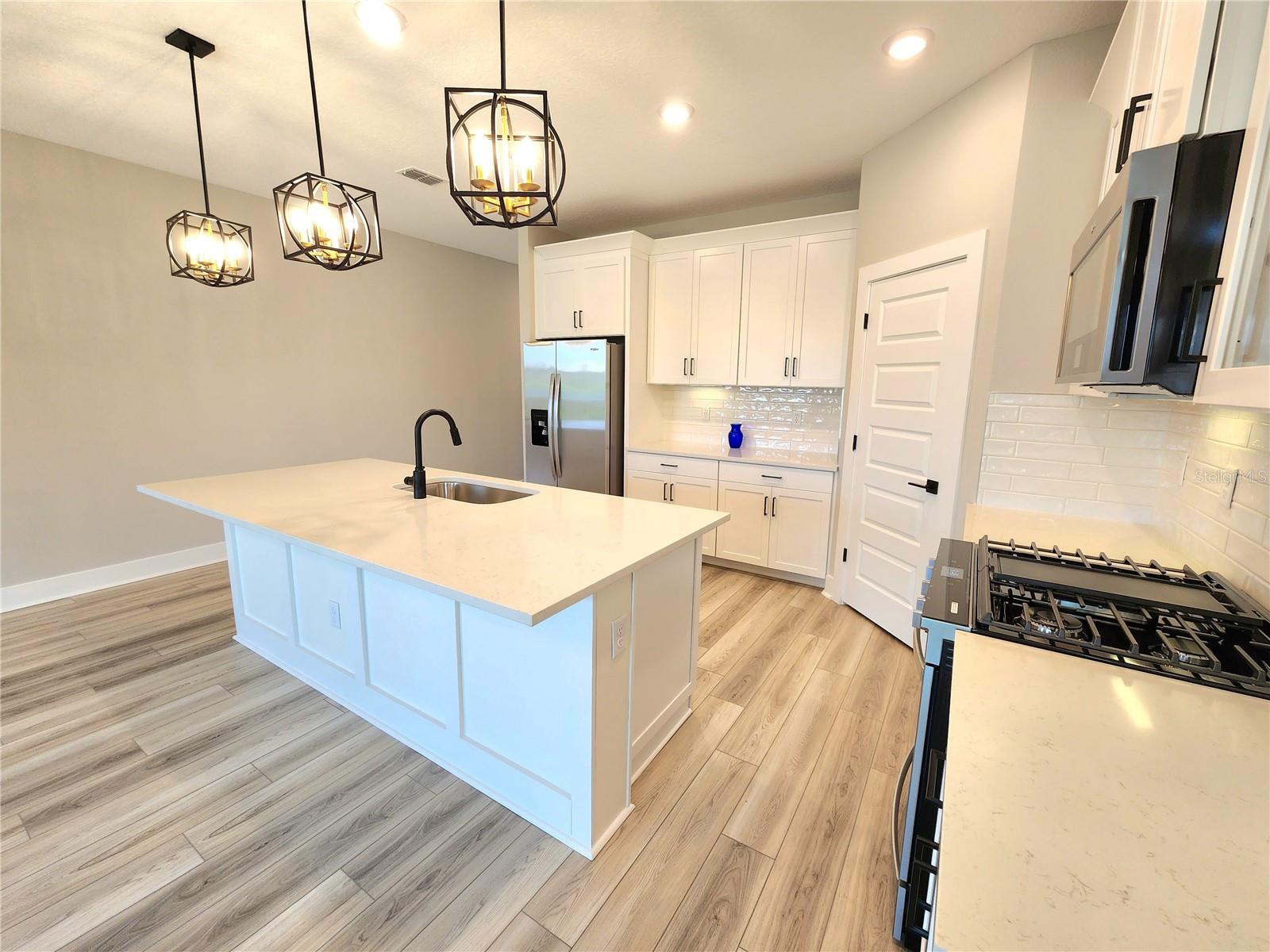 SAVANNA/LAKEWOOD RANCH PH IV - Residential Lease