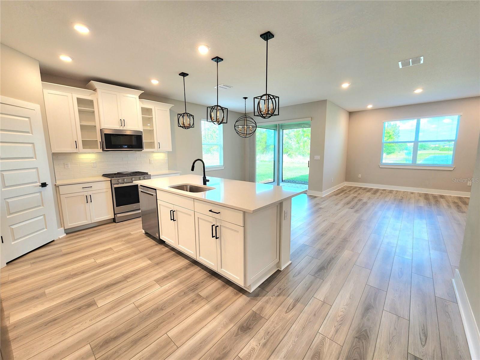 SAVANNA/LAKEWOOD RANCH PH IV - Residential Lease