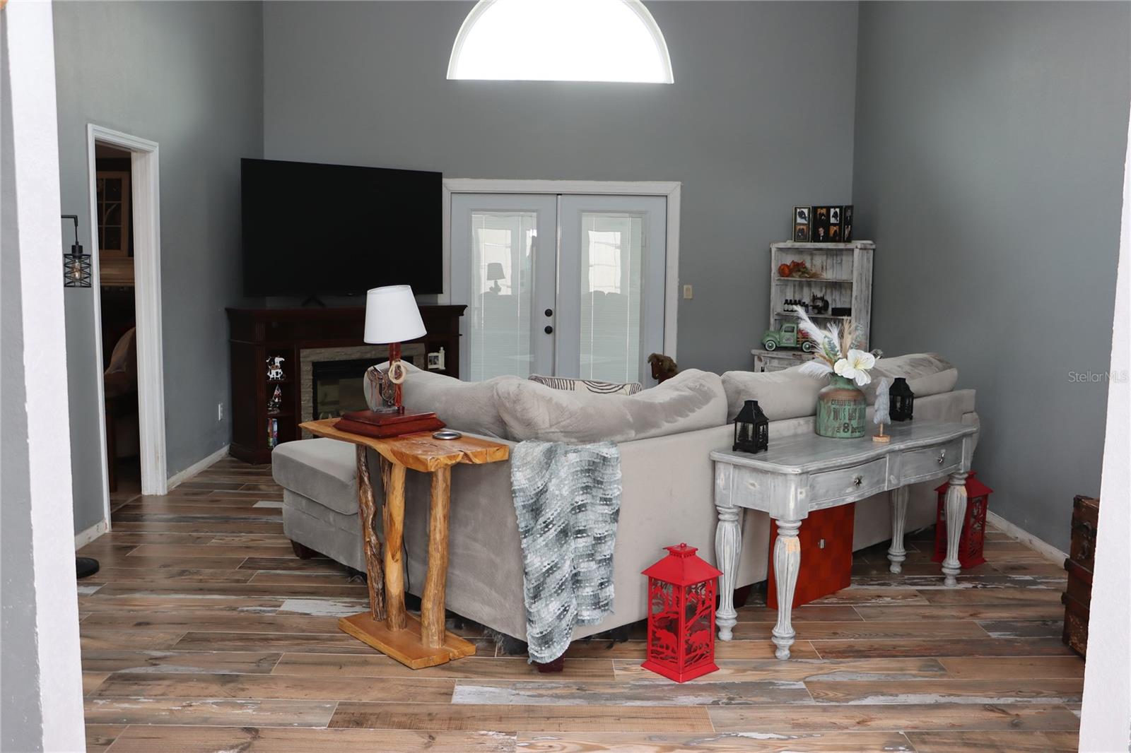 SEVEN HILLS - Residential