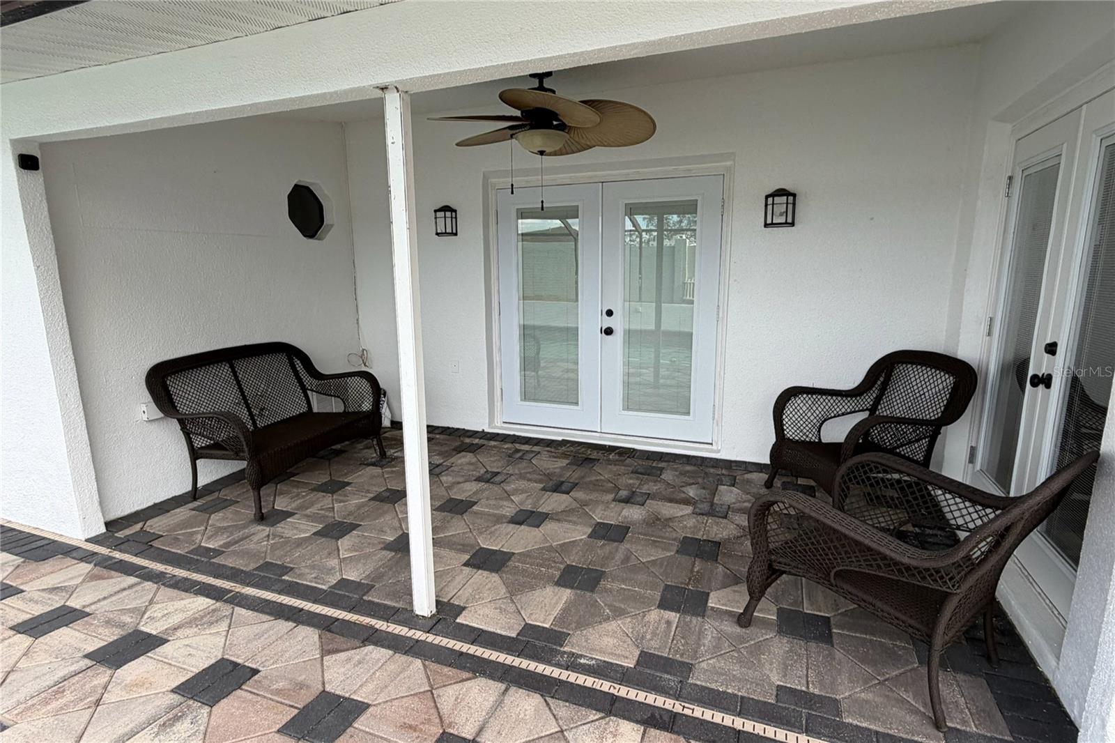 SEVEN HILLS - Residential