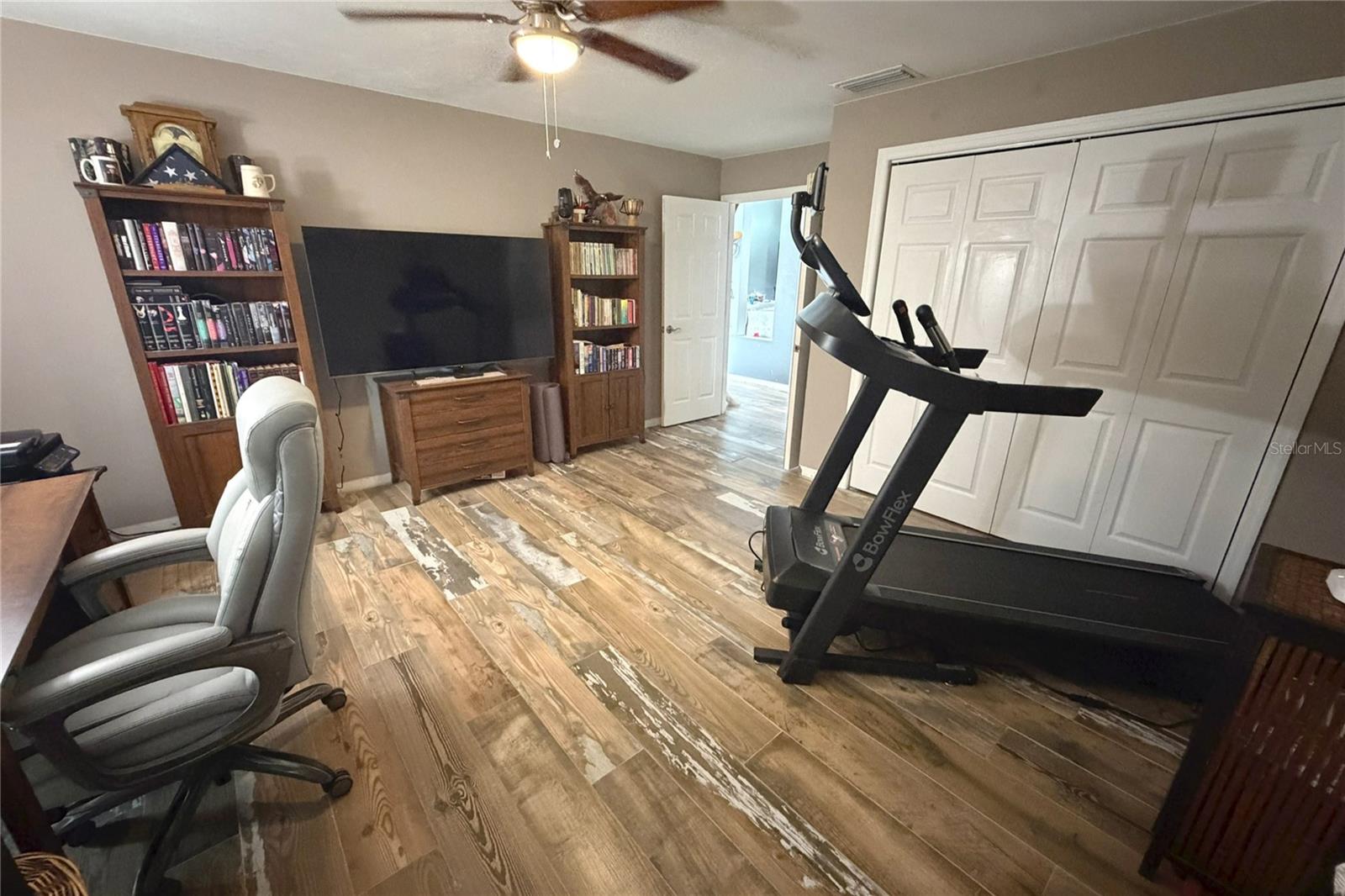 SEVEN HILLS - Residential