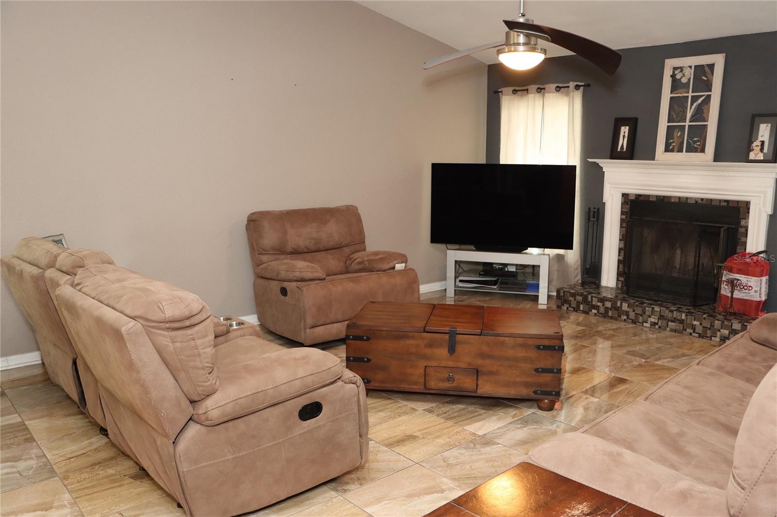 SEVEN HILLS - Residential