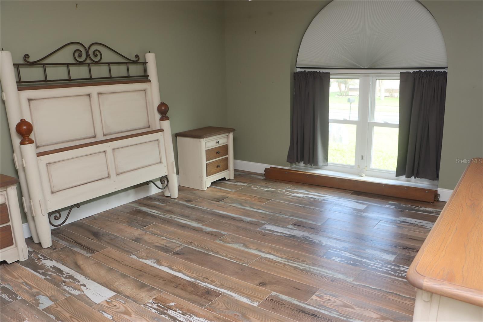 SEVEN HILLS - Residential