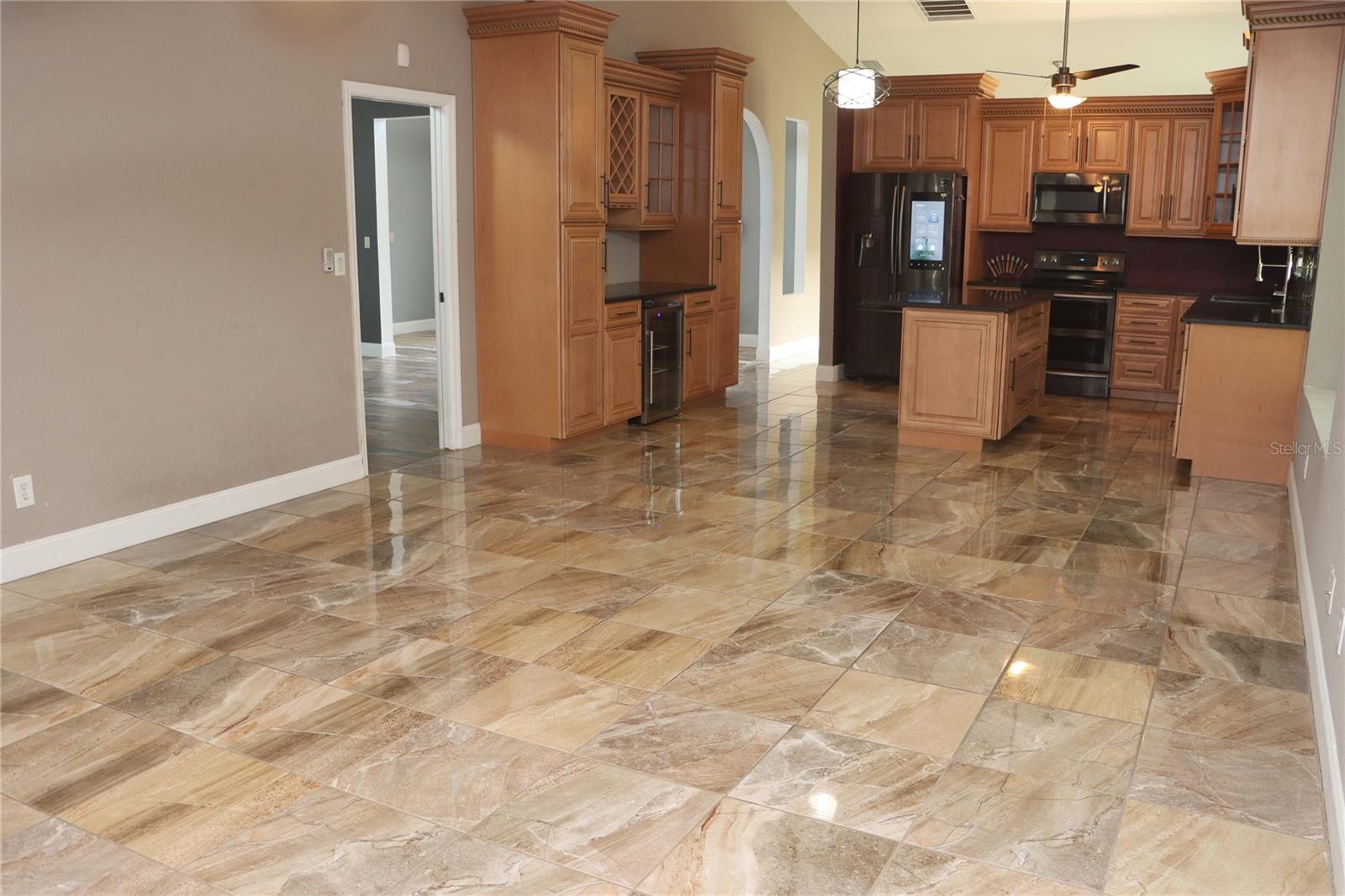 SEVEN HILLS - Residential