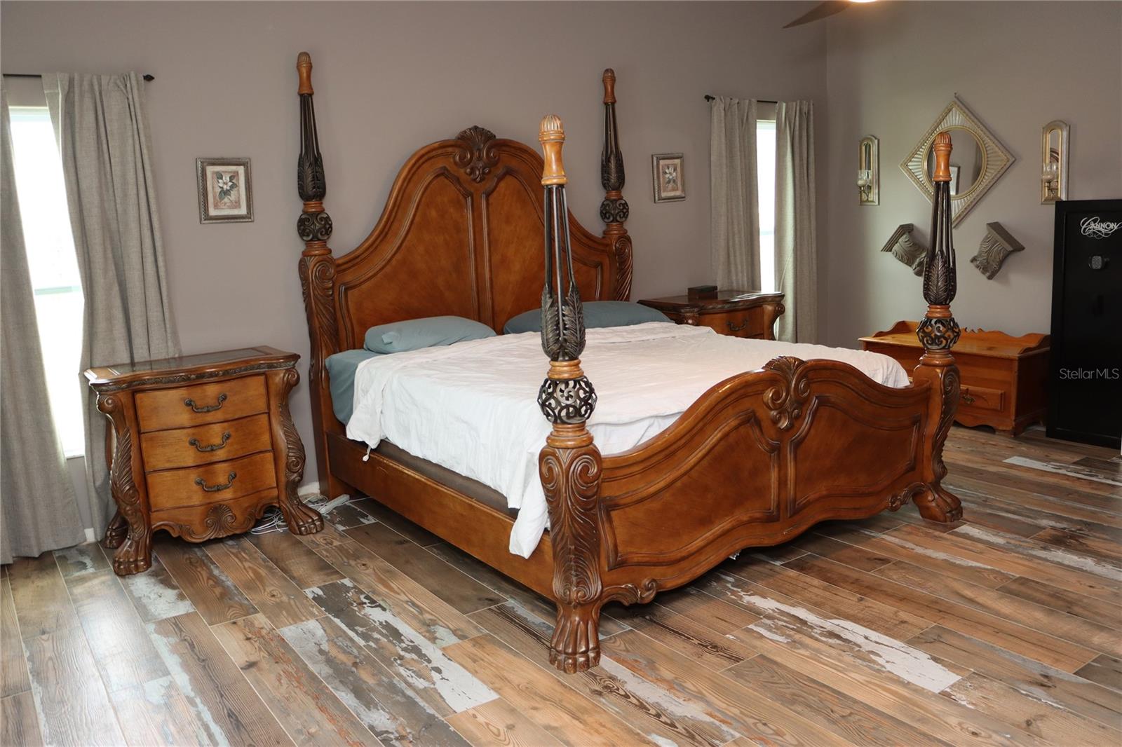 SEVEN HILLS - Residential