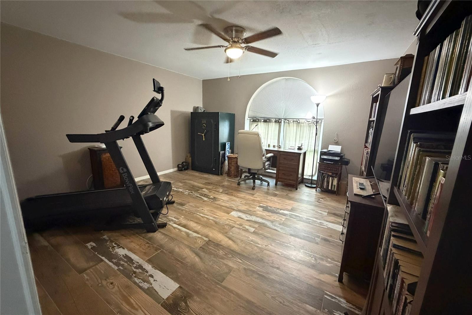 SEVEN HILLS - Residential