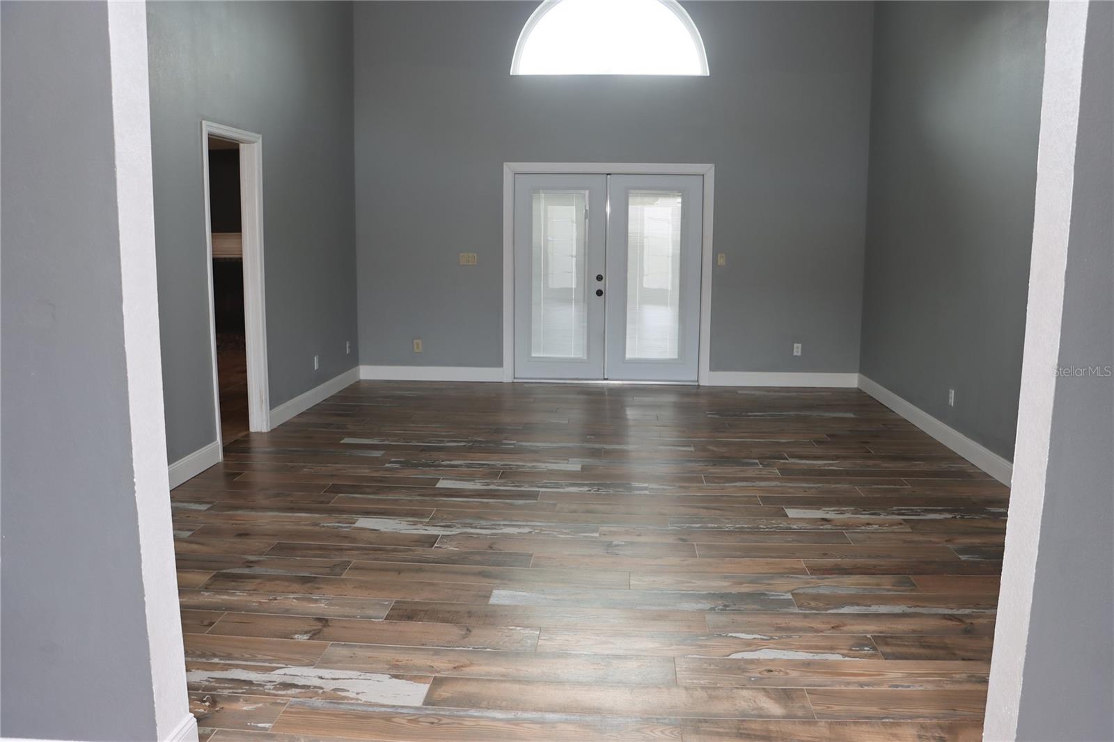 SEVEN HILLS - Residential