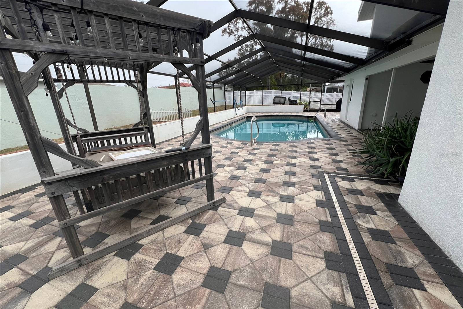 SEVEN HILLS - Residential