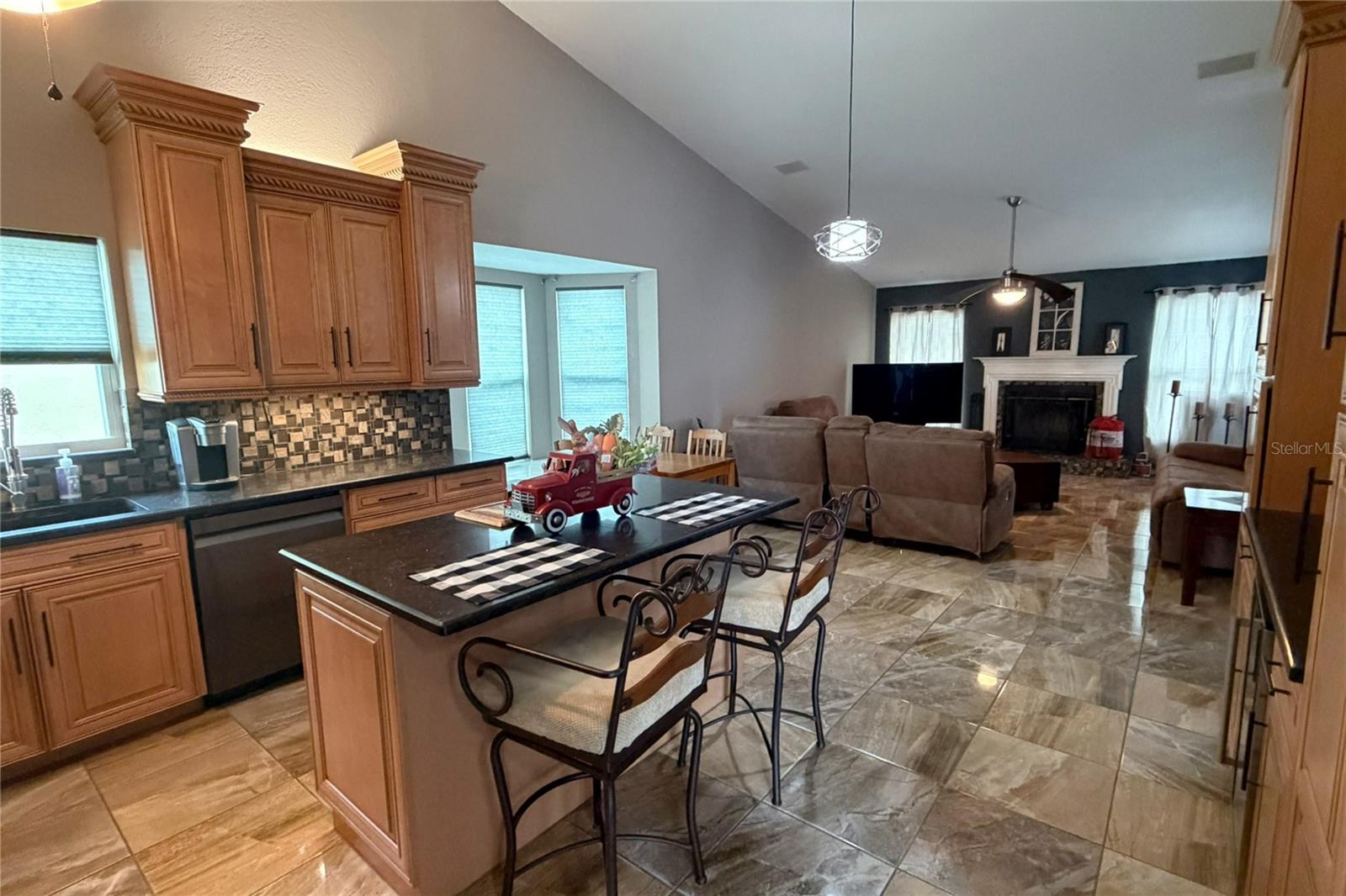 SEVEN HILLS - Residential