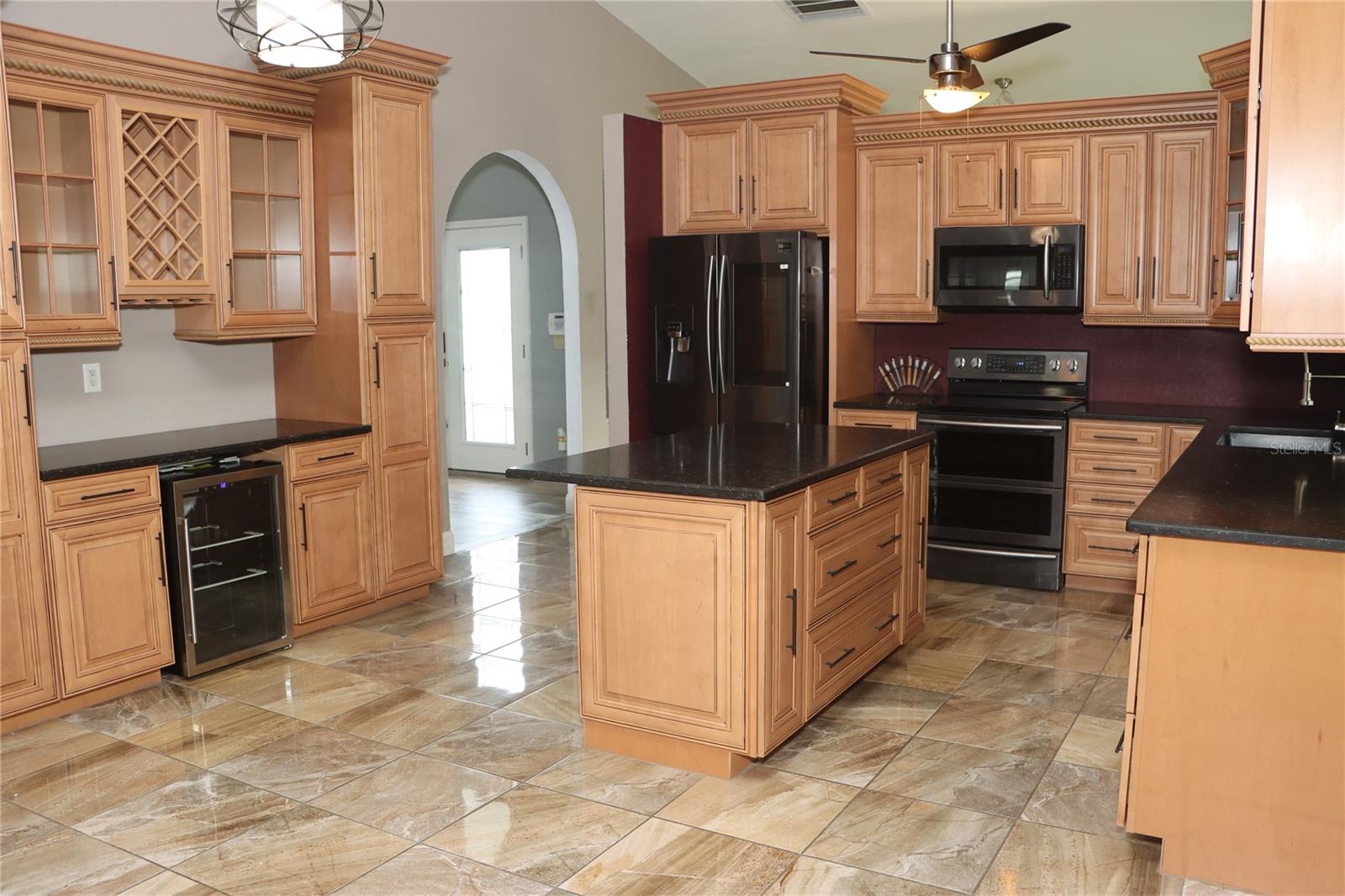 SEVEN HILLS - Residential