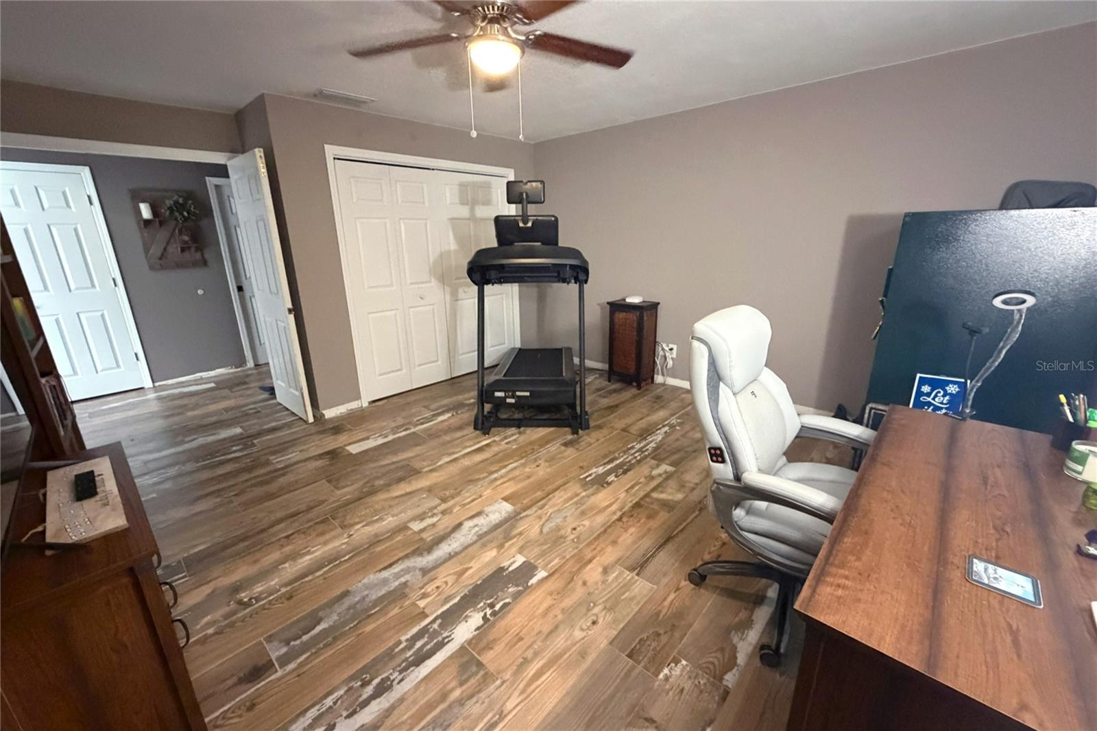 SEVEN HILLS - Residential