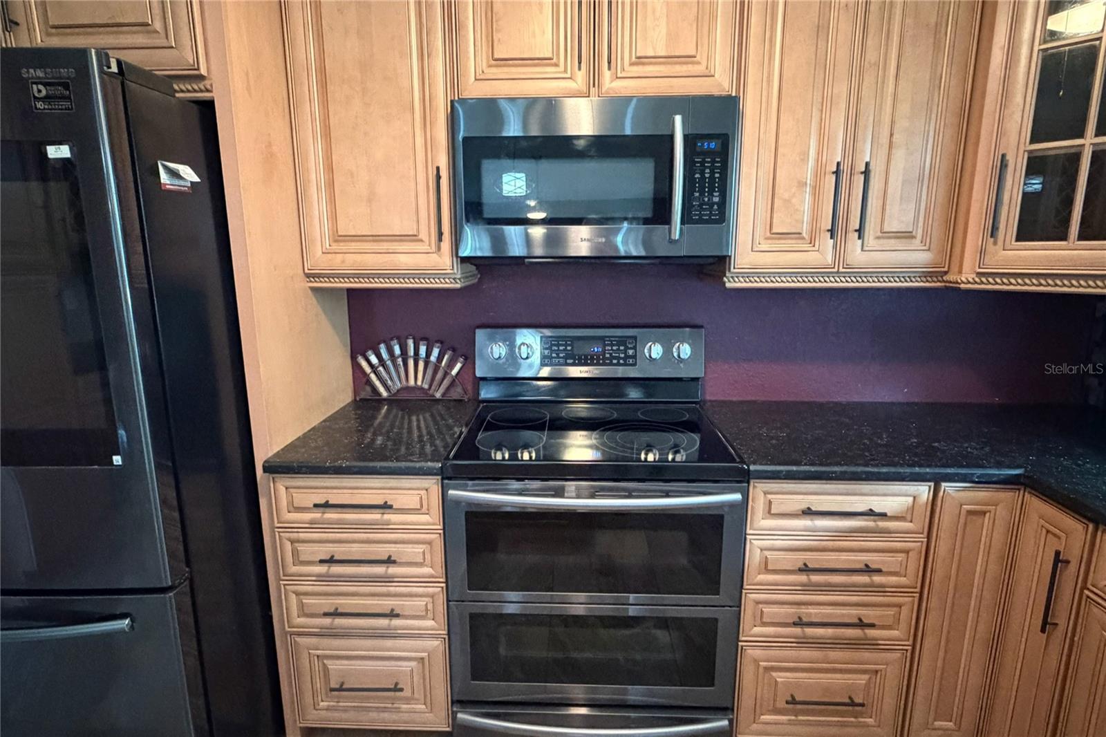 SEVEN HILLS - Residential