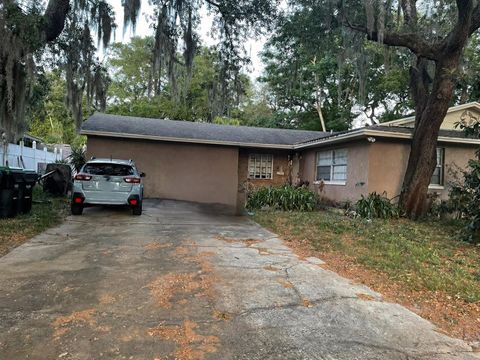 Photo of 2423 Locke Avenue, Orlando, FL 32818 (MLS # S5148918)